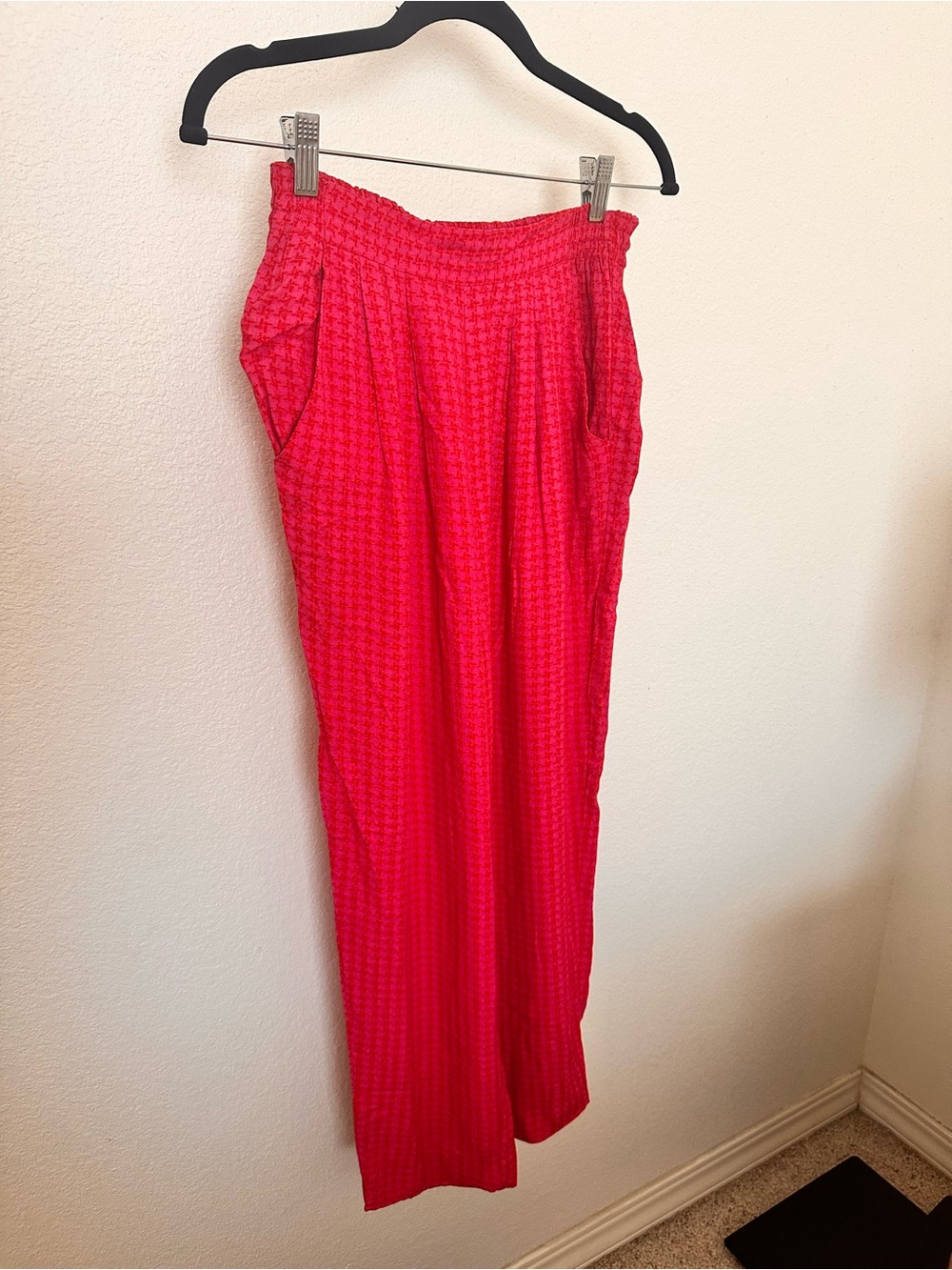 Carole Little Red Cropped Ankle Pants